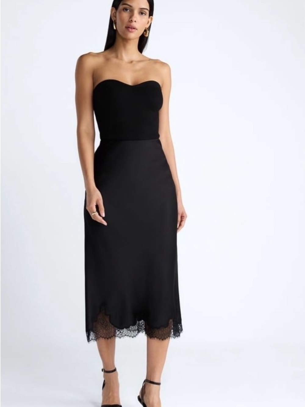 NWT Scoop Lace Skirt  with Lace Hem